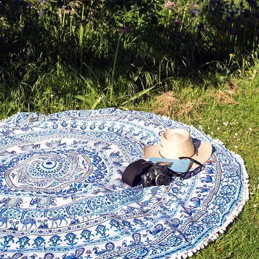 Circular Gol Throw..