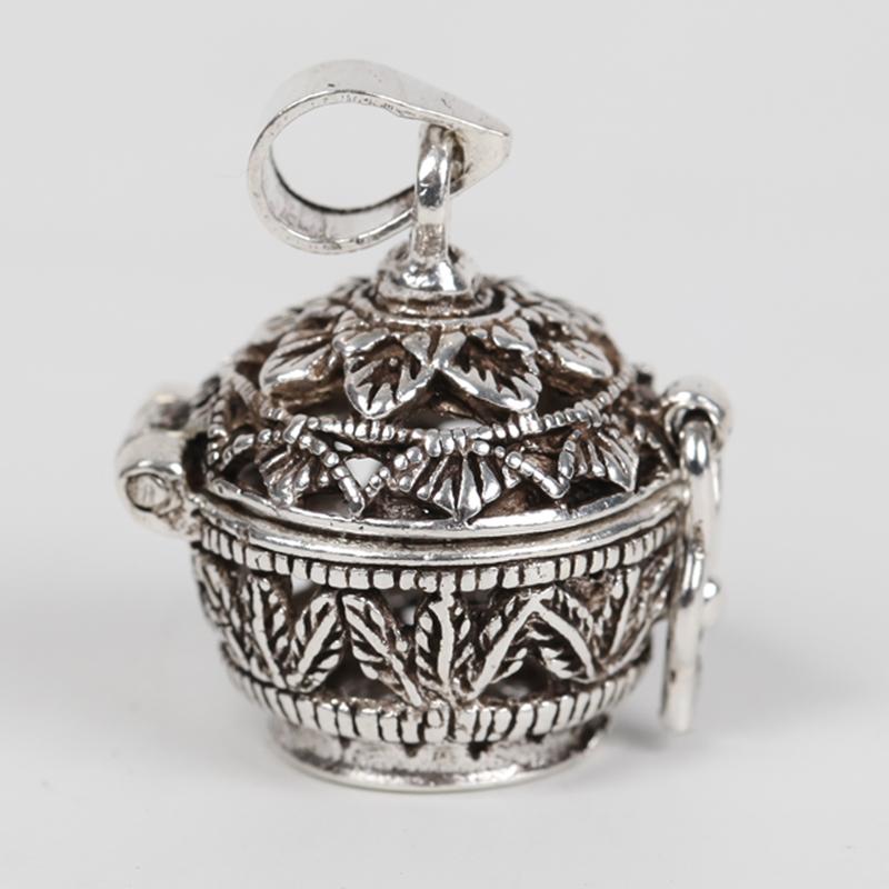 Round Sliver Prayer Box Pendant