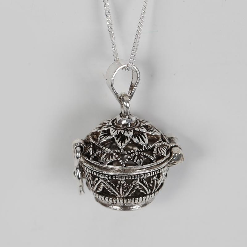 Round Sliver Prayer Box Pendant