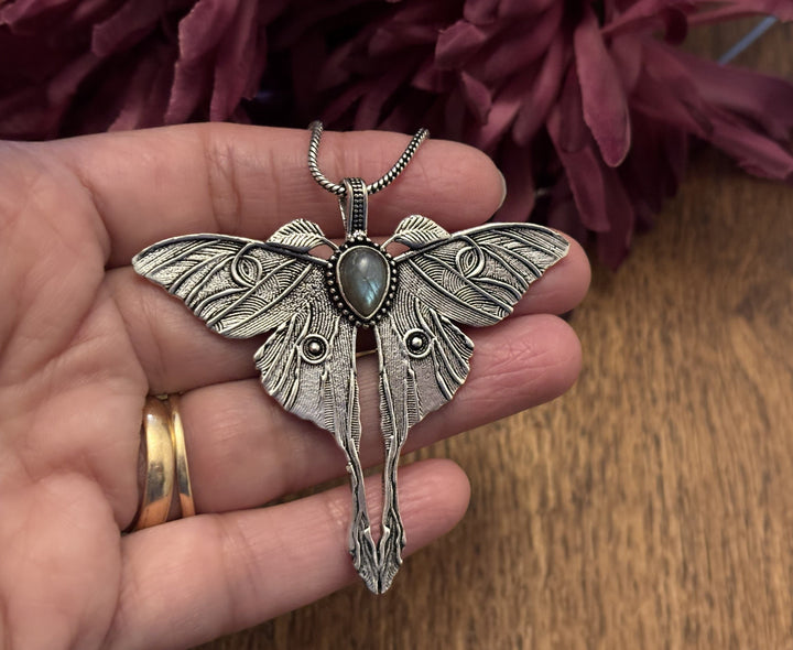 Gold/Silver Luna Moth Necklace with Labradorite/Moonstone – Nature-Inspired Boho Statement Pendant.