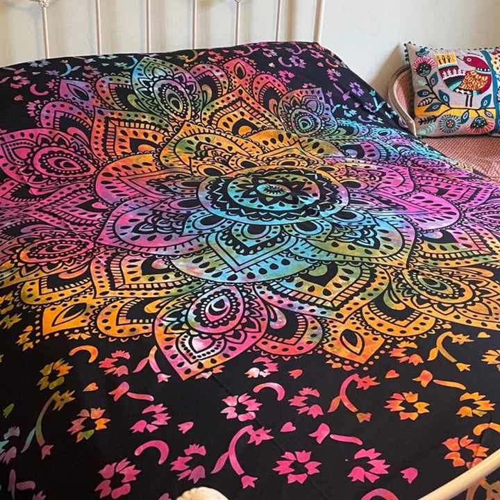 Tie Dye Mandala Double Bedspread..