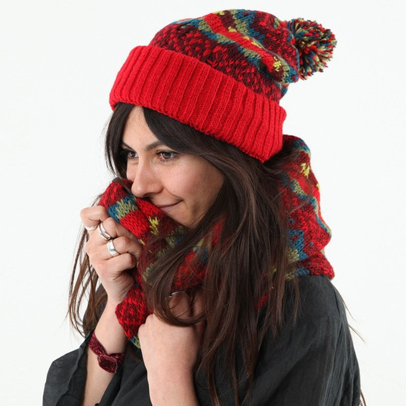 Red Patterned Knitted Snood – The Hippy Clothing Co.