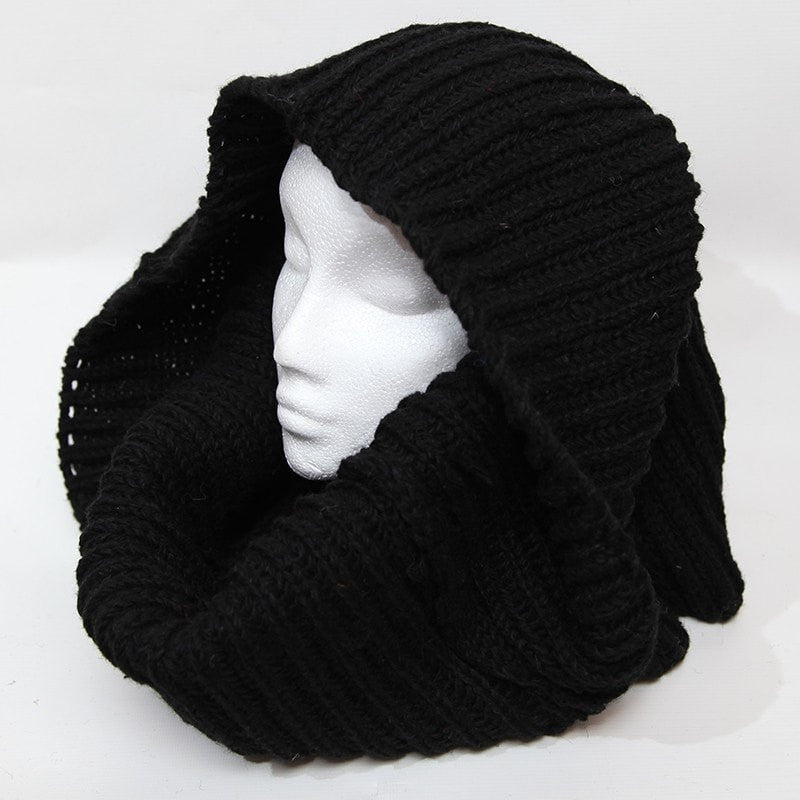Oversized Chunky Knit Circle Scarf..