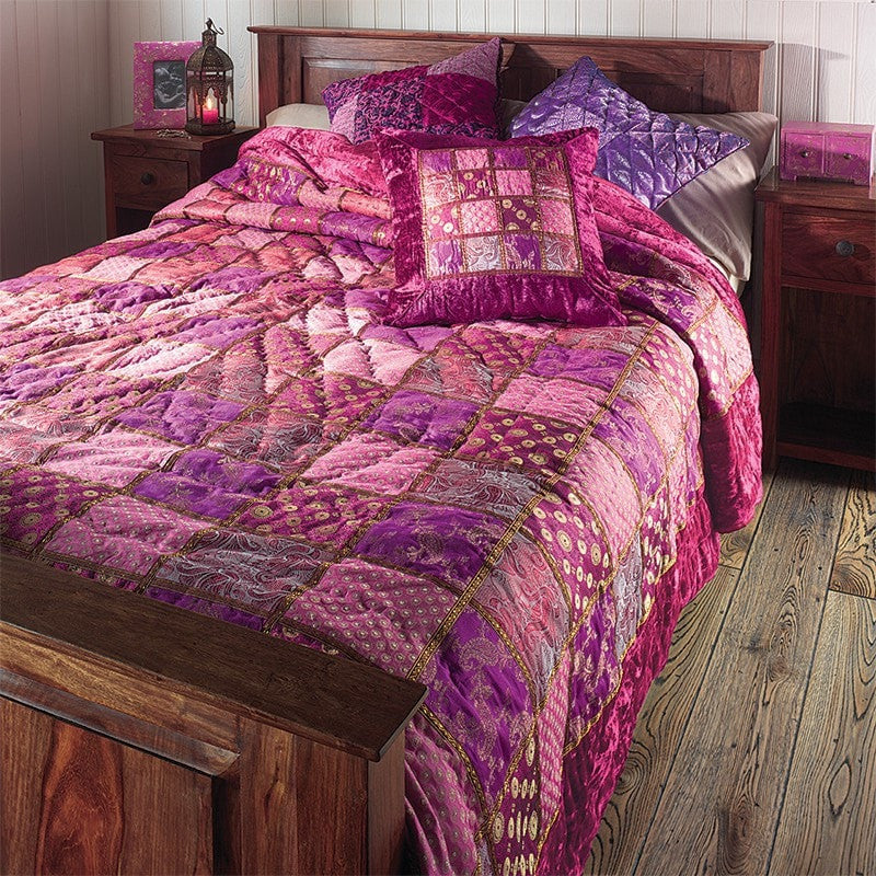Velvet & Brocade Double Bed Quilt